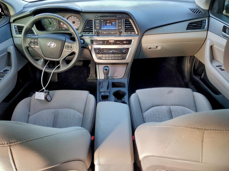 Фото 8 - HYUNDAI SONATA