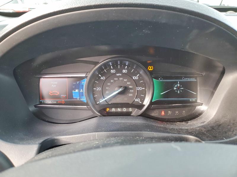 Фото 9 - FORD EXPLORER