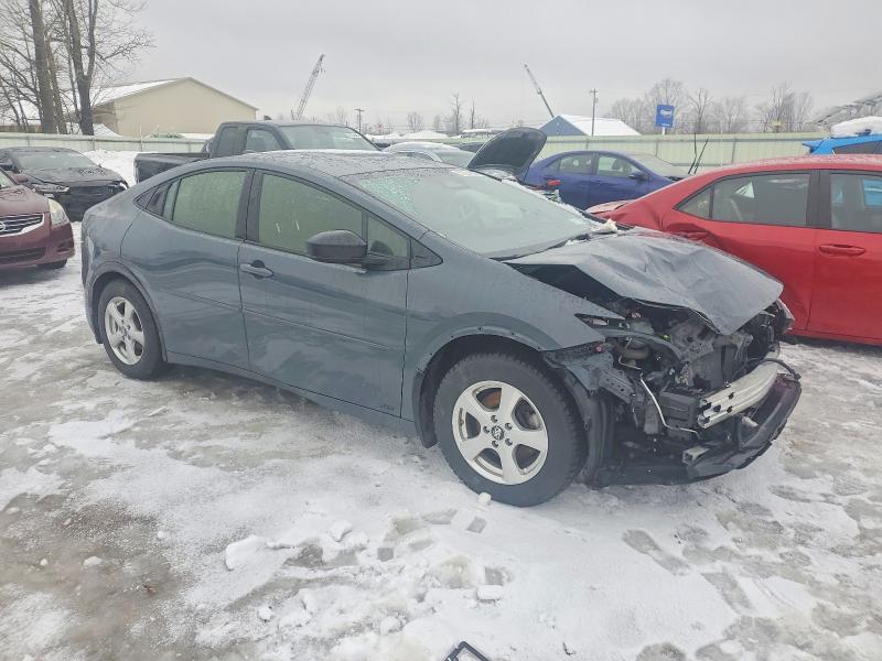 Фото 4 - TOYOTA PRIUS