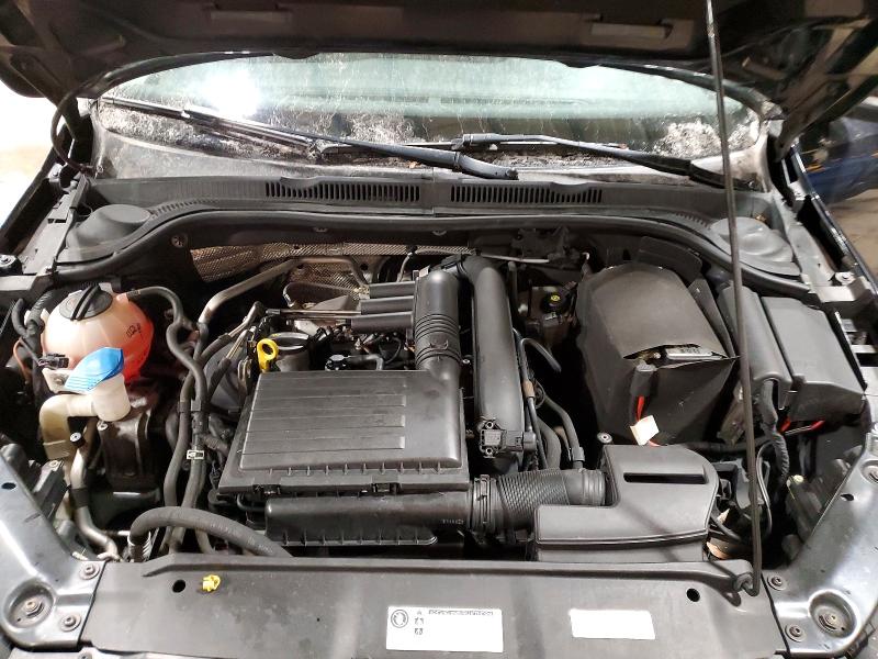 Фото 11 - VOLKSWAGEN JETTA