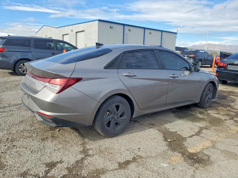 Фото 3 - HYUNDAI ELANTRA