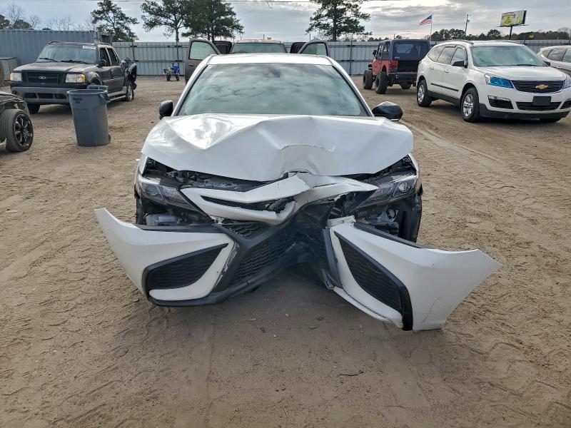 Фото 5 - TOYOTA CAMRY