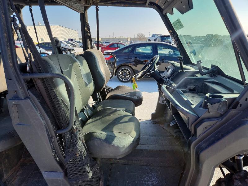 CAN-AM DEFENDER X 2025