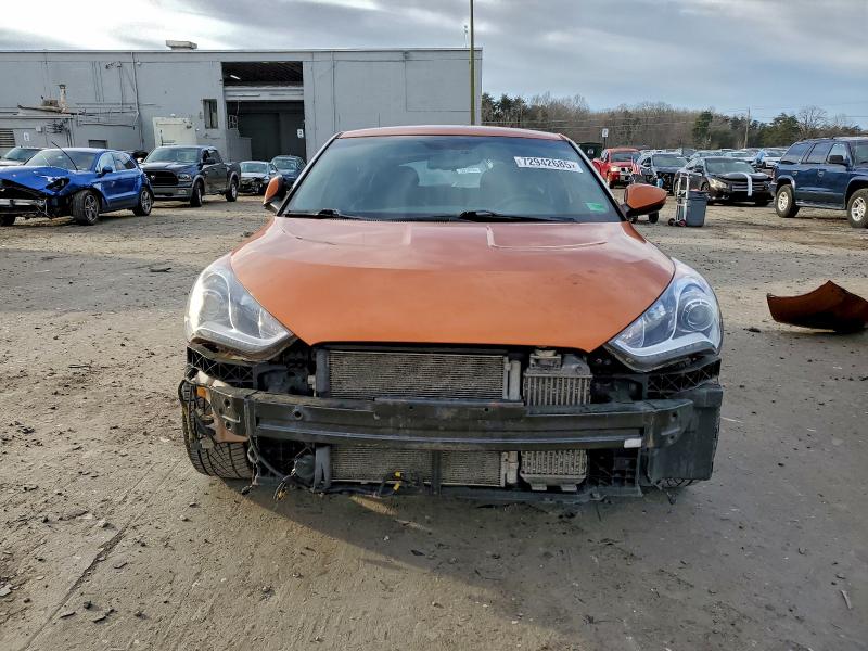 Фото 5 - HYUNDAI VELOSTER