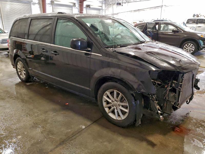 Фото 4 - DODGE CARAVAN