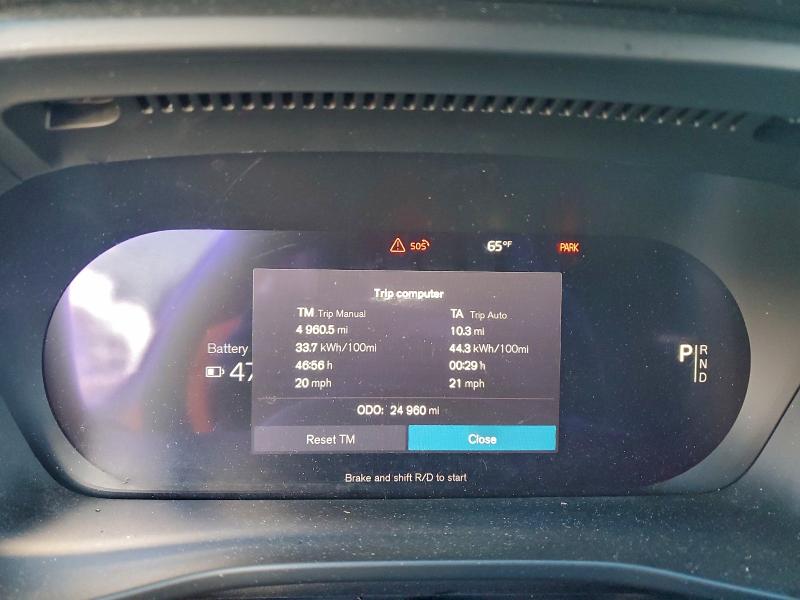 Фото 9 - VOLVO XC40