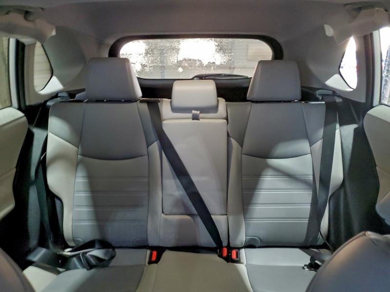 Фото 10 - TOYOTA RAV4