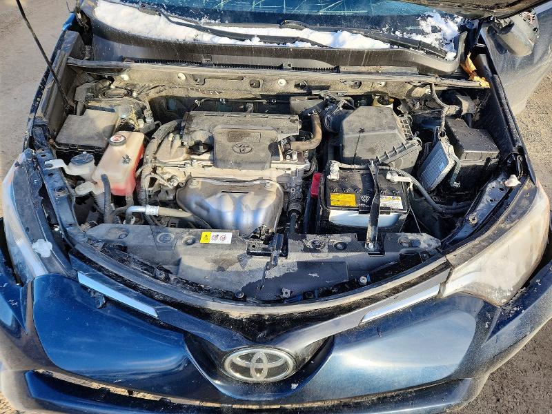 Фото 12 - TOYOTA RAV4