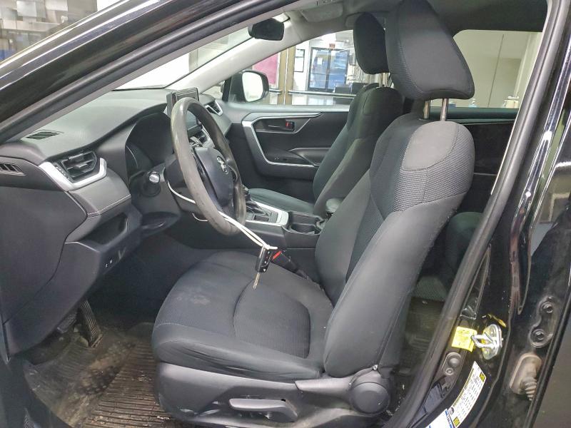 Фото 7 - TOYOTA RAV4