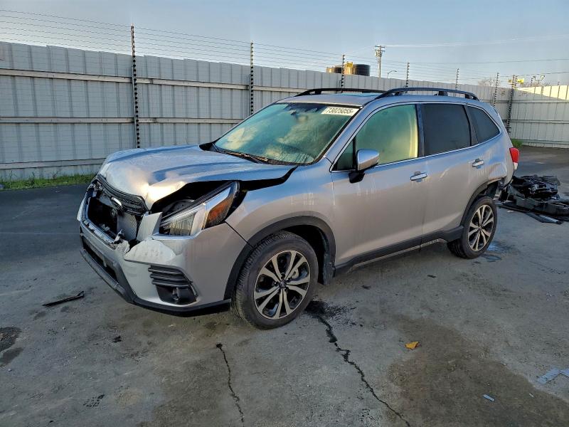 Фото 1 - SUBARU FORESTER