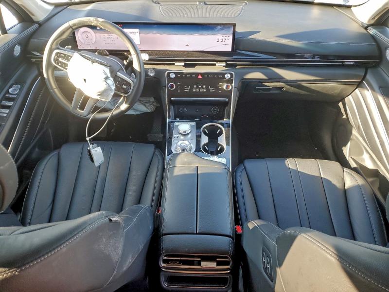 GENESIS GV80 STAND 2025 VIN KMUHFESB6SU236710