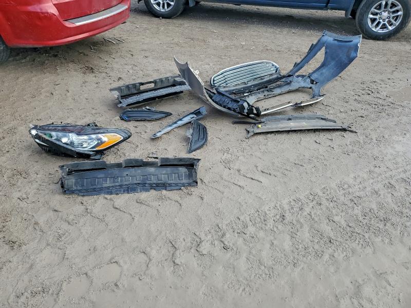 Фото 12 - FORD FUSION