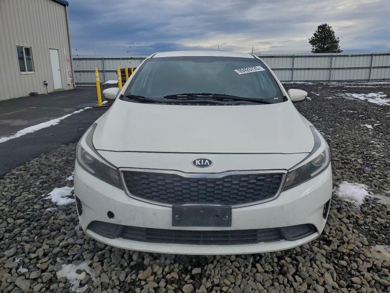 Фото 5 - KIA FORTE