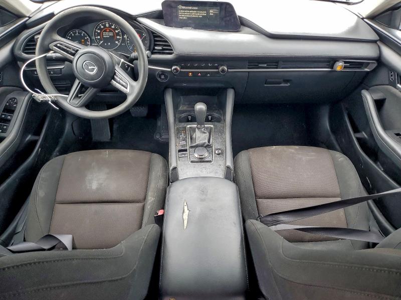 Фото 8 - MAZDA 3