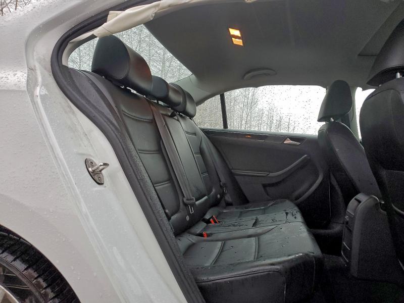 Фото 10 - VOLKSWAGEN JETTA