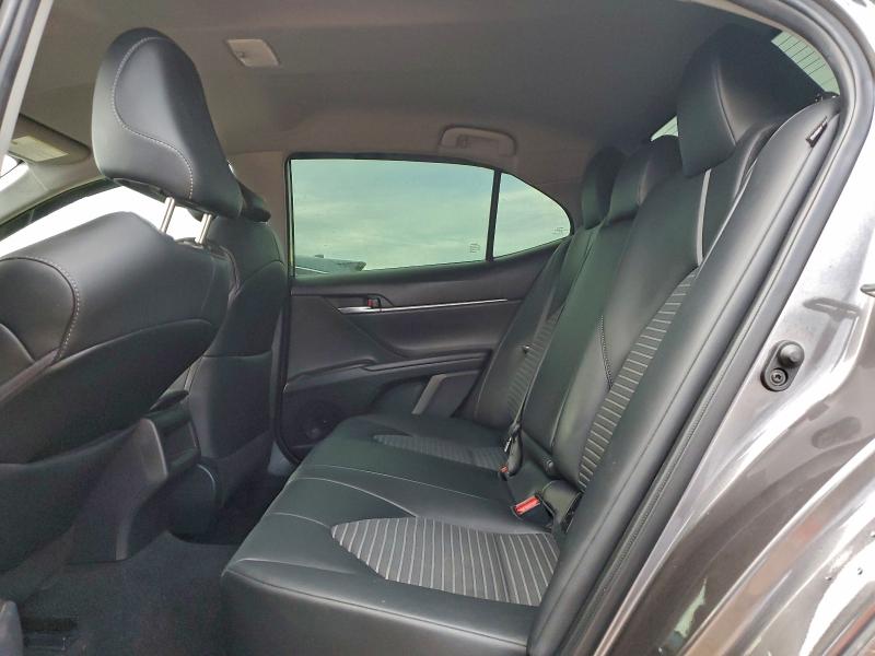 Фото 10 - TOYOTA CAMRY