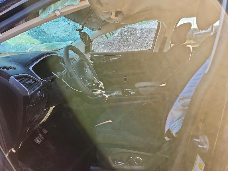 Фото 7 - FORD EDGE