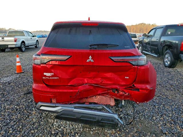 Фото 6 - MITSUBISHI OUTLANDER