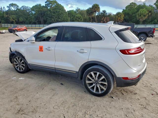 Фото 2 - LINCOLN MKC