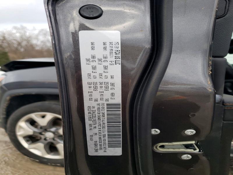 Фото 13 - JEEP COMPASS