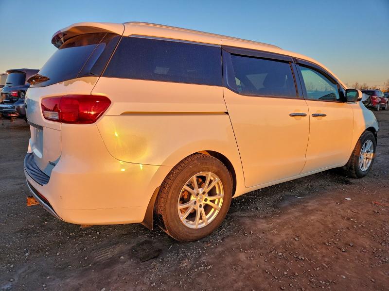 Фото 3 - KIA SEDONA