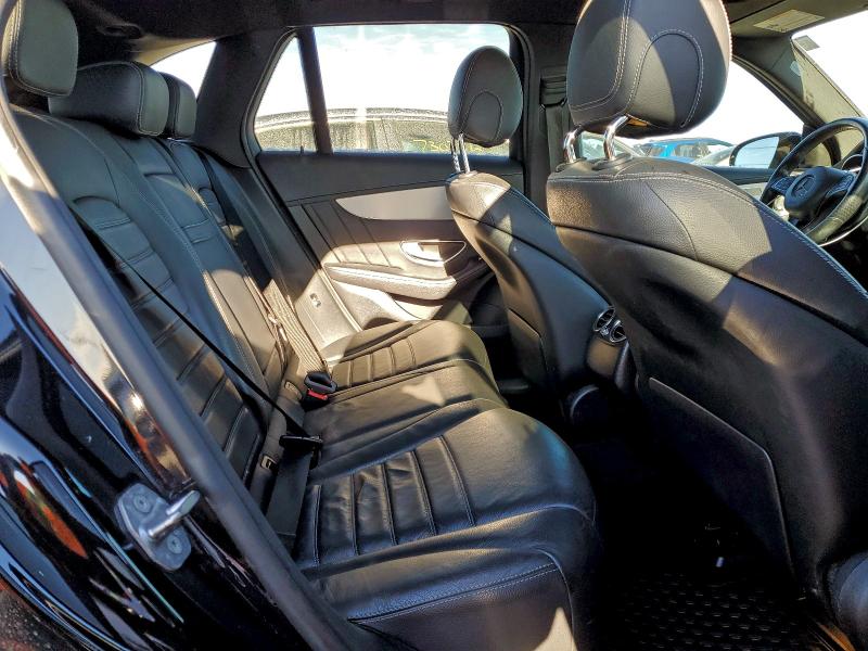 Фото 10 - MERCEDES-BENZ GLC-CLASS