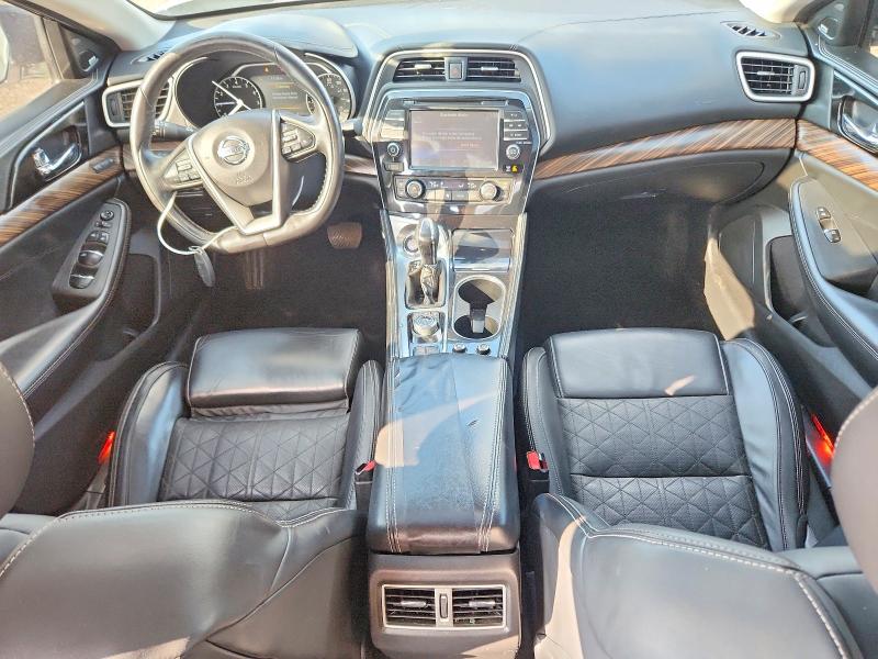 Фото 8 - NISSAN MAXIMA