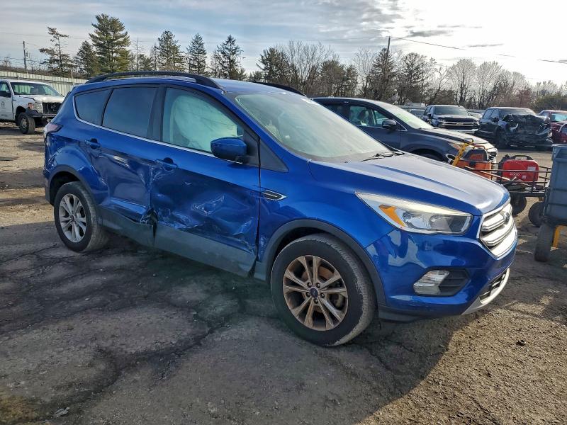 Фото 4 - FORD ESCAPE