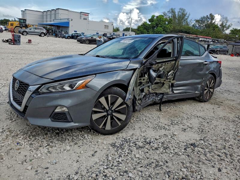 Фото 1 - NISSAN ALTIMA