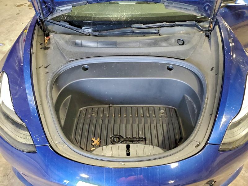 Фото 11 - TESLA MODEL 3