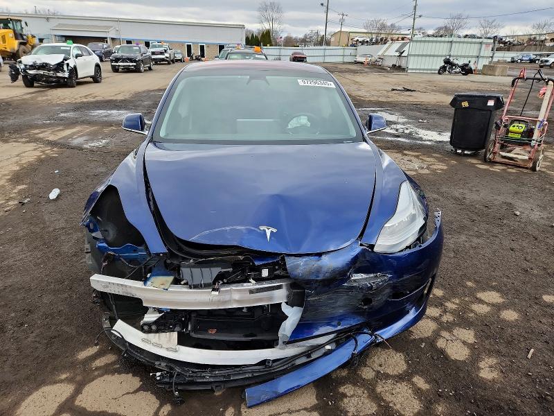 Фото 5 - TESLA MODEL 3