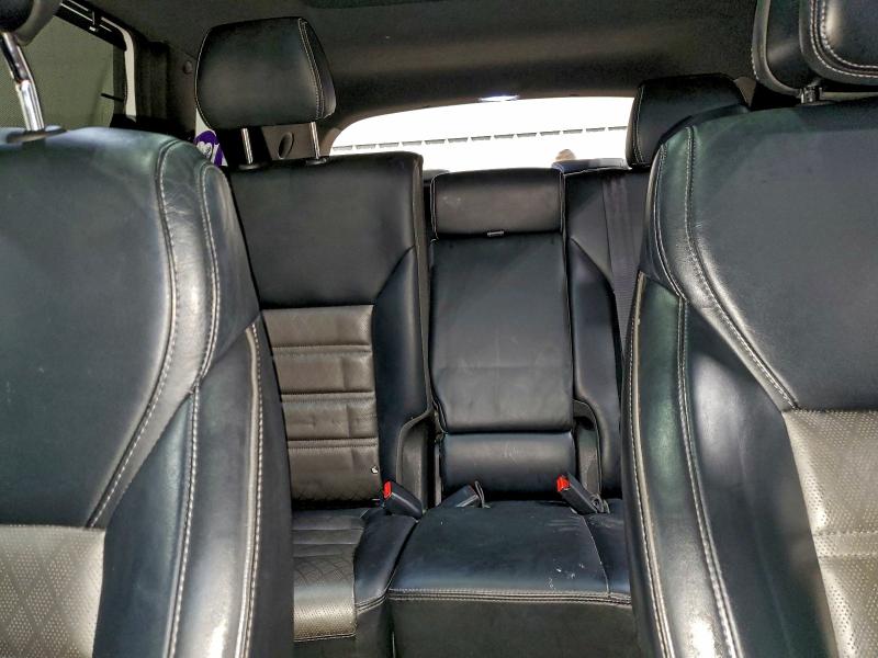 Фото 10 - KIA SORENTO