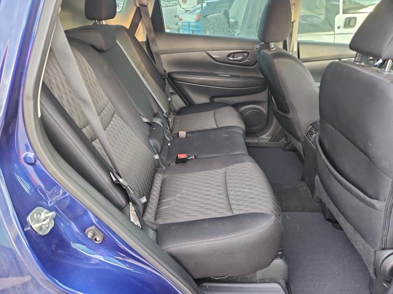 Фото 10 - NISSAN ROGUE