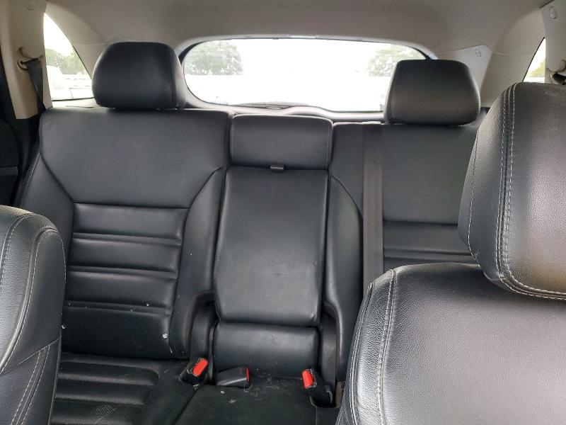 Фото 10 - KIA SORENTO