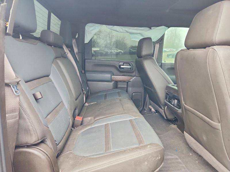 Фото 10 - GMC SIERRA