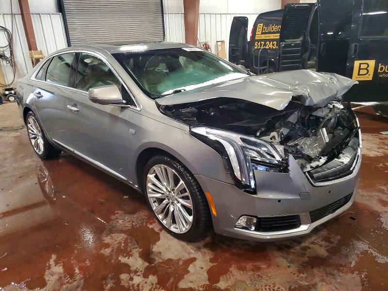 Фото 4 - CADILLAC XTS
