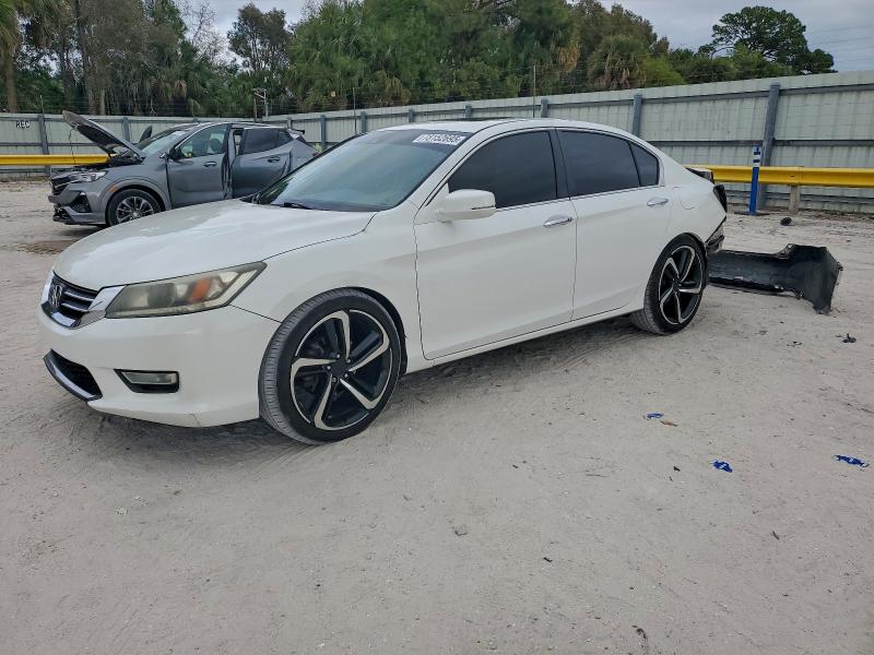 Фото 1 - HONDA ACCORD