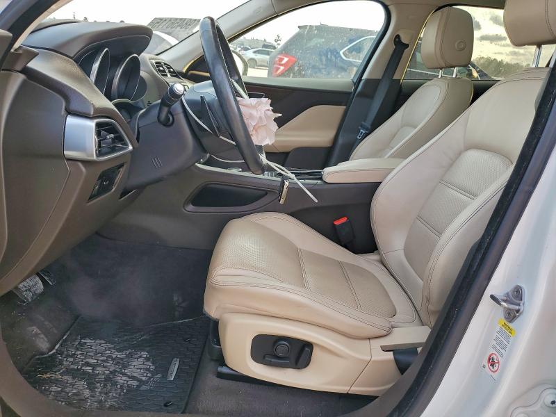 Фото 7 - JAGUAR F-PACE