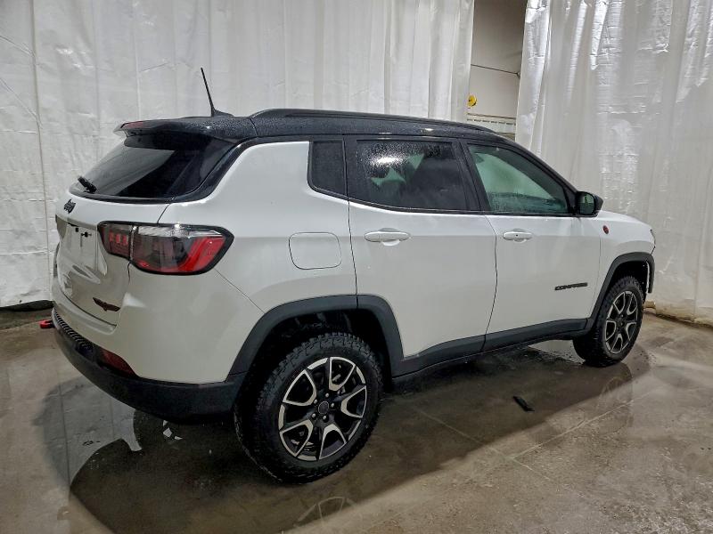 Фото 3 - JEEP COMPASS