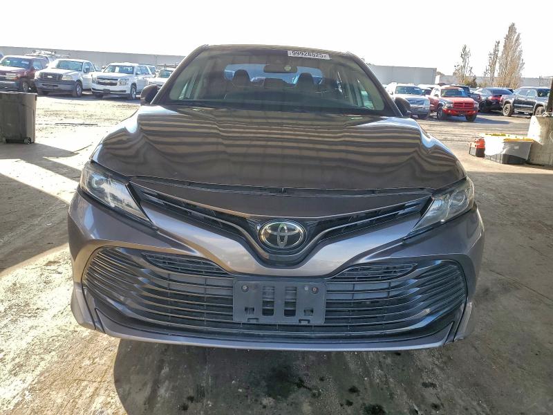 Фото 5 - TOYOTA CAMRY