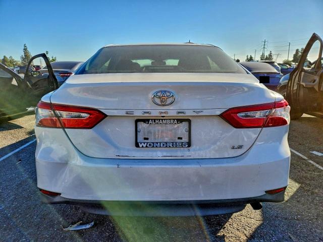 Фото 6 - TOYOTA CAMRY