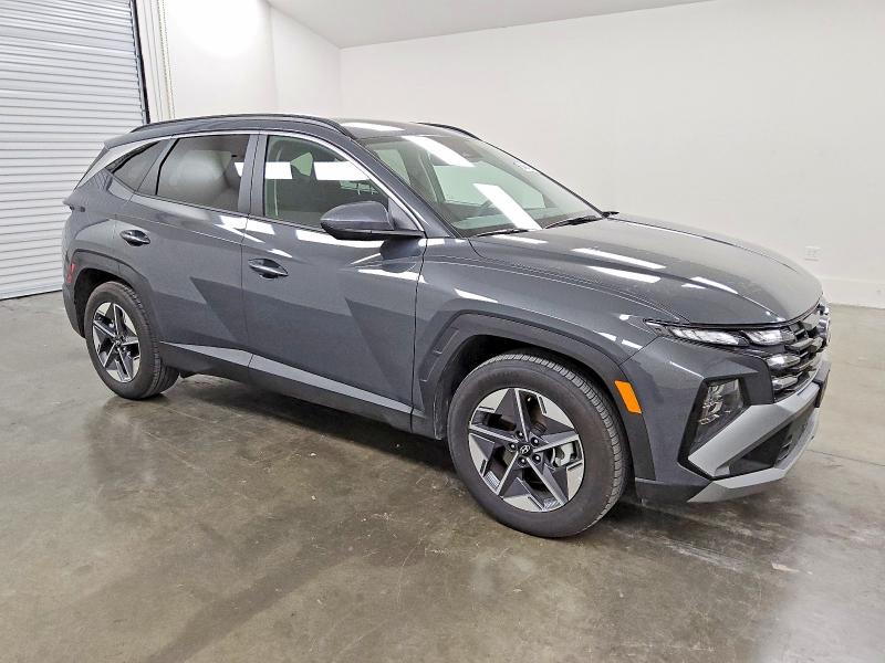 Фото 4 - HYUNDAI TUCSON