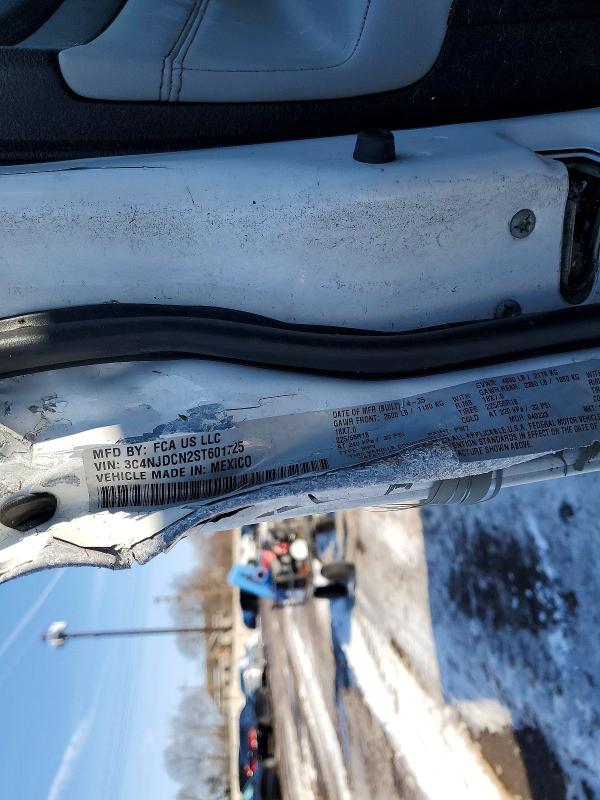 Фото 13 - JEEP COMPASS