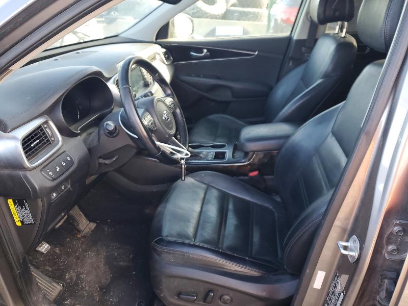 Фото 7 - KIA SORENTO