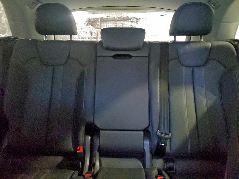 Фото 10 - AUDI Q5