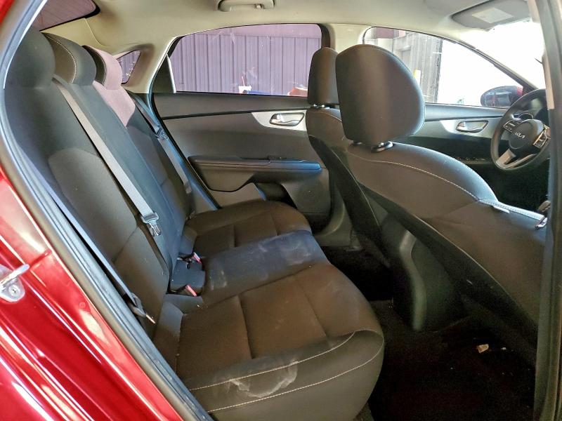 Фото 10 - KIA FORTE