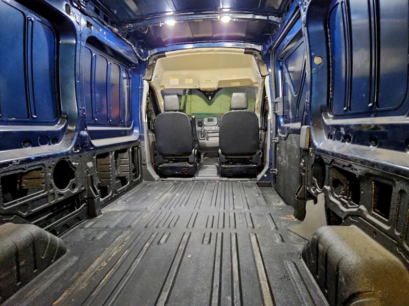 Фото 10 - FORD TRANSIT