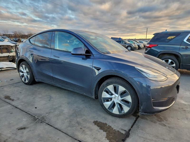 Фото 4 - TESLA MODEL Y