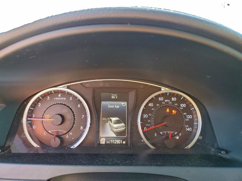 Фото 9 - TOYOTA CAMRY