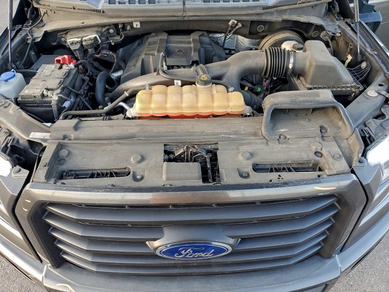 Фото 11 - FORD F-150